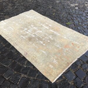 3.1 ft. x 5.4 ft. Vintage Turkish Rug TR22677 Image 1