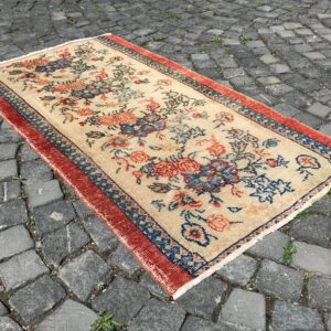 2.8 ft. x 5.2 ft. Vintage Turkish Rug TR22717 Image 1