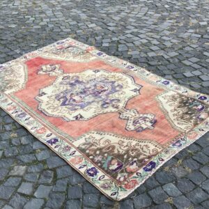 4.6 ft. x 7.2 ft. Vintage Turkish Rug TR22897 Image 1
