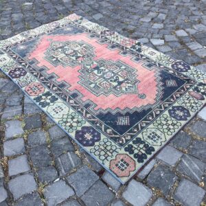 3.2 ft. x 5.2 ft. Vintage Turkish Rug TR23067 Image 1