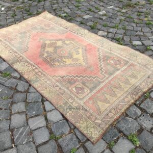 3.2 ft. x 6 ft. Vintage Turkish Rug TR23137 Image 1
