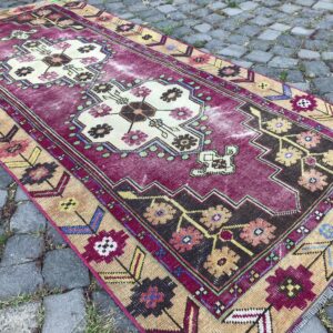 3.2 ft. x 7 ft. Vintage Turkish Rug TR23147 Image 1
