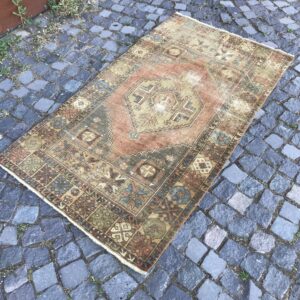 3.4 ft. x 6 ft. Vintage Turkish Rug TR23277 Image 1