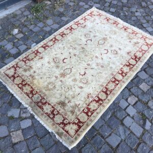 4 ft. x 6.1 ft. Vintage Turkish Rug TR23337 Image 1