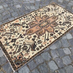 2.5 ft. x 4.8 ft. Vintage Turkish Rug TR23347 Image 1
