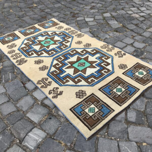 2.6 ft. x 4.9 ft. Vintage Turkish Rug TR23507 Image 1