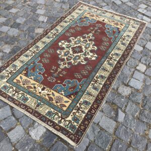 3.2 ft. x 5.5 ft. Vintage Turkish Rug TR23527 Image 1