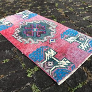 1.3 ft. x 2.6 ft. Vintage Turkish Rug TR23567 Image 1