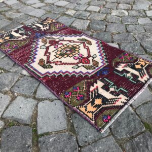 1.3 ft. x 2.5 ft. Vintage Turkish Rug TR23577 Image 1