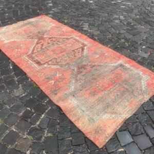 3.5 ft. x 7.6 ft. Vintage Turkish Rug TR23707 Image 1