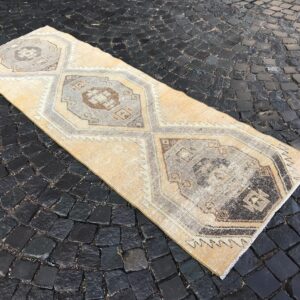 2.9 ft. x 8.5 ft. Vintage Turkish Rug TR23757 Image 1