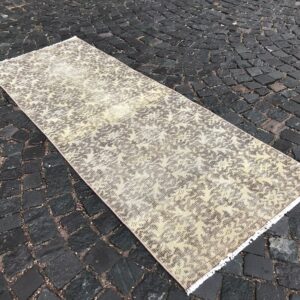 2.7 ft. x 7.3 ft. Vintage Turkish Rug TR23787 Image 1