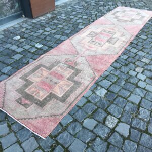2.6 ft. x 11.3 ft. Vintage Turkish Rug TR23817 Image 1