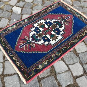 1.8 ft. x 2.8 ft. Vintage Turkish Rug TR23977 Image 1
