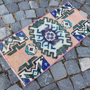 1.3 ft. x 2.6 ft. Vintage Turkish Rug TR24127 Image 1