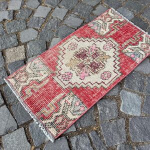1.3 ft. x 2.5 ft. Vintage Turkish Rug TR24177 Image 1