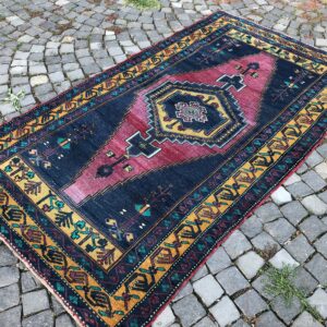 4.7 ft. x 8.2 ft. Vintage Turkish Rug TR24387 Image 1