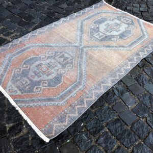 3.4 ft. x 5.6 ft. Vintage Turkish Rug TR24687 Image 1