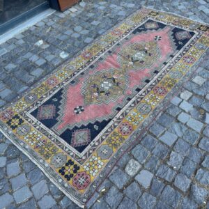 3.9 ft. x 7.9 ft. Vintage Turkish Rug TR25017 Image 1