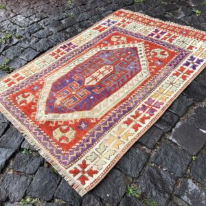 2.4 ft. x 3.3 ft. Vintage Turkish Rug TR25057 Image 1
