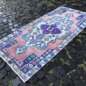 3.1 ft. x 6.6 ft. Vintage Turkish Rug TR25067 Image 1