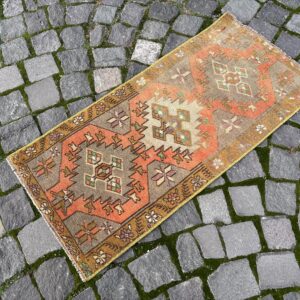 1.5 ft. x 3.3 ft. Vintage Turkish Rug TR25177 Image 1