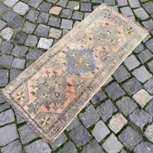 1.5 ft. x 3.4 ft. Vintage Turkish Rug TR25587 Image 1