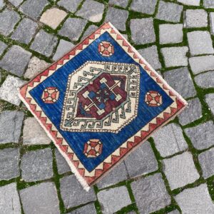 1.4 ft. x 1.5 ft. Vintage Turkish Rug TR25597 Image 1