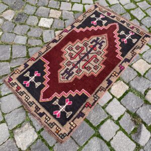 1.8 ft. x 3.2 ft. Vintage Turkish Rug TR25637 Image 1