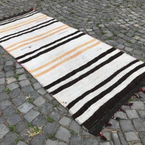 3.6 ft. x 8.9 ft. Vintage Kilim Rug TR60422 Image 1