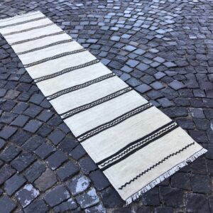 2 ft. x 7.9 ft. Vintage Kilim Rug TR60542 Image 1