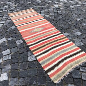 2.3 ft. x 6.6 ft. Vintage Kilim Rug TR60562 Image 1