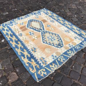 3.8 ft. x 4.2 ft. Vintage Kilim Rug TR60652 Image 1