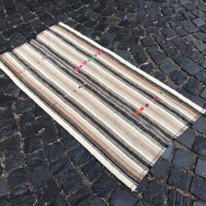 2.3 ft. x 4.4 ft. Vintage Kilim Rug TR60672 Image 1