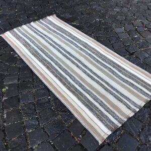2.3 ft. x 5.3 ft. Vintage Kilim Rug TR60752 Image 1