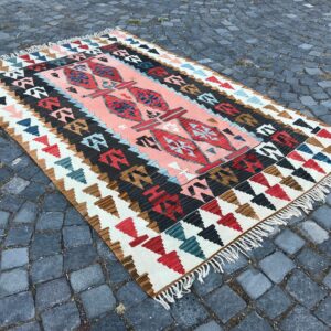 4.6 ft. x 7.3 ft. Vintage Kilim Rug TR60802 Image 1