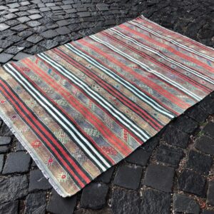 3.2 ft. x 4.7 ft. Vintage Kilim Rug TR60962 Image 1