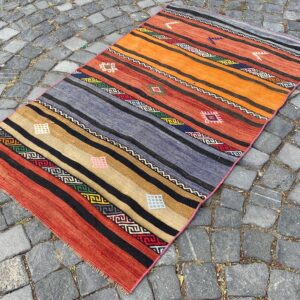 3 ft. x 4.9 ft. Vintage Kilim Rug TR61002 Image 1
