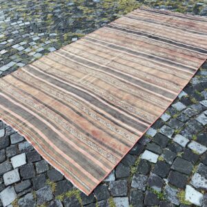 5.4 ft. x 10.7 ft. Vintage Kilim Rug TR61012 Image 1