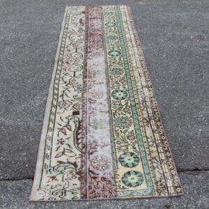 2.7 ft. x 9.2 ft. Vintage Patchwork Rug TR22284 Image 1