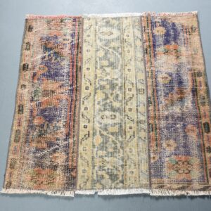 2.5 ft. x 2.6 ft. Vintage Patchwork Rug TR22594 Image 1