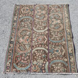 2.5 ft. x 3.2 ft. Vintage Patchwork Rug TR22694 Image 1