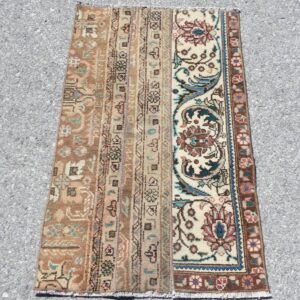 2 ft. x 3.2 ft. Vintage Patchwork Rug TR22714 Image 1
