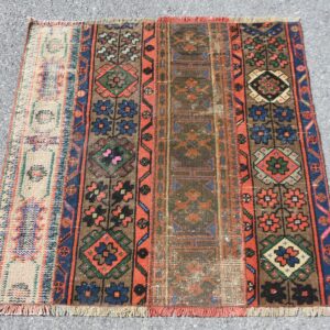 3.1 ft. x 3.1 ft. Vintage Patchwork Rug TR22804 Image 1