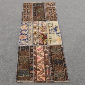 2.1 ft. x 4.8 ft. Vintage Patchwork Rug TR22844 Image 1