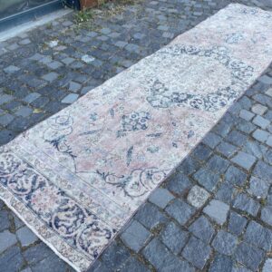 2.8 ft. x 10.3 ft. Vintage Turkish Rug TR25947 Image 1