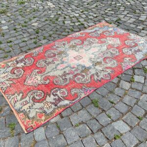 3.5 ft. x 6.3 ft. Vintage Turkish Rug TR26337 Image 1