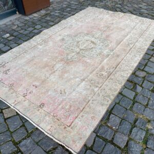 5 ft. x 8.5 ft. Vintage Turkish Rug TR26447 Image 1