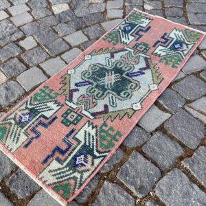 1.4 ft. x 3.1 ft. Vintage Turkish Rug TR26707 Image 1