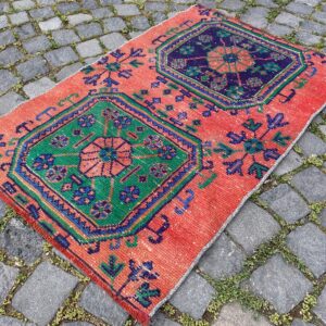 2.4 ft. x 3.5 ft. Vintage Turkish Rug TR26917 Image 1